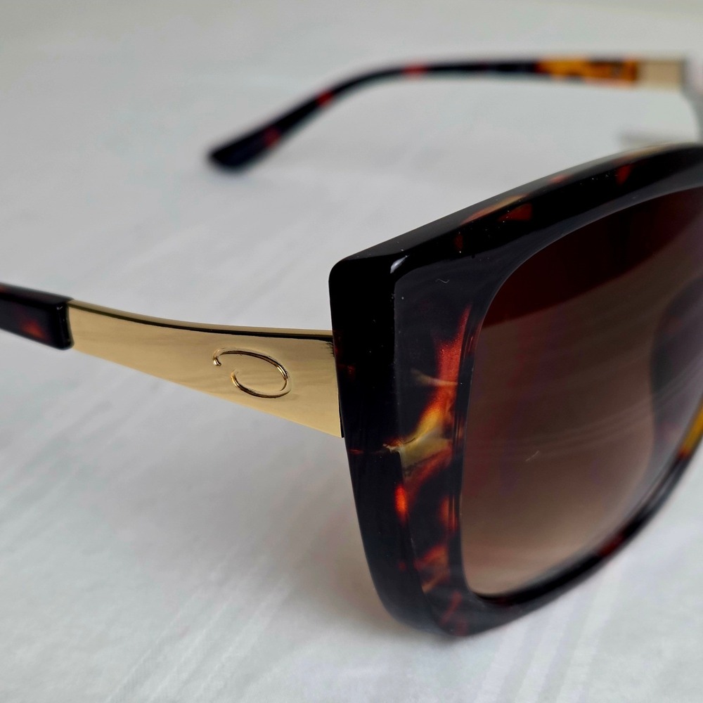 Oscar de la Renta Oversized Tortoise Square Sunglasses Gradient Brown Lenses - Picture 11 of 16